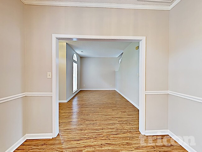 Foto del edificio - 5337 Timbertop Ln