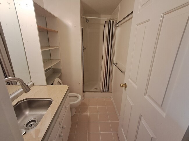 Building Photo - 8711 General Currie Rd