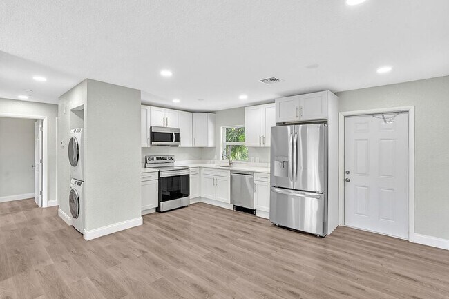 Foto del edificio - 2511 NW 1st St