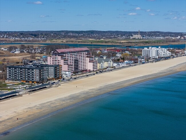 Foto del edificio - 356 Beach St