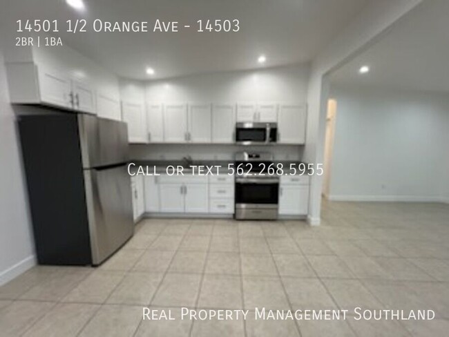 Building Photo - 2 Bed/ 1 Bath Apartment in Paramount For R...