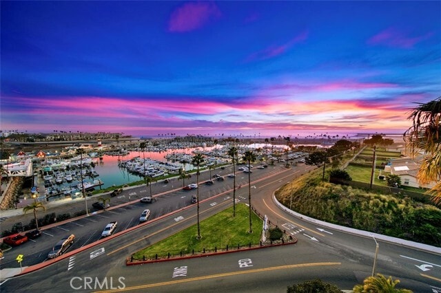 Foto del edificio - 1200 Harbor Dr