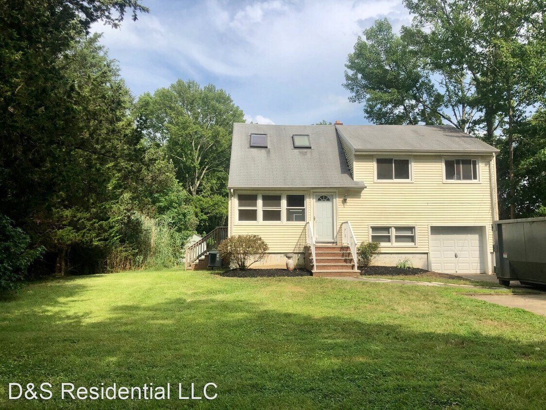 Primary Photo - 4 br, 1 bath House - 4030 Englishtown Rd.