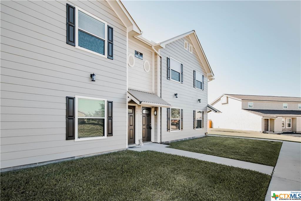 305 Vista Alta St, Victoria, TX 77904 Townhome Rentals in Victoria TX