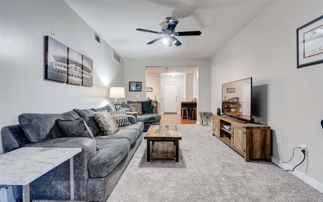 Foto del edificio - 401 20th St S