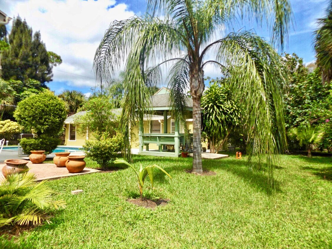 4949 Belvedere Rd, Haverhill, FL 33415 House Rental in Haverhill, FL