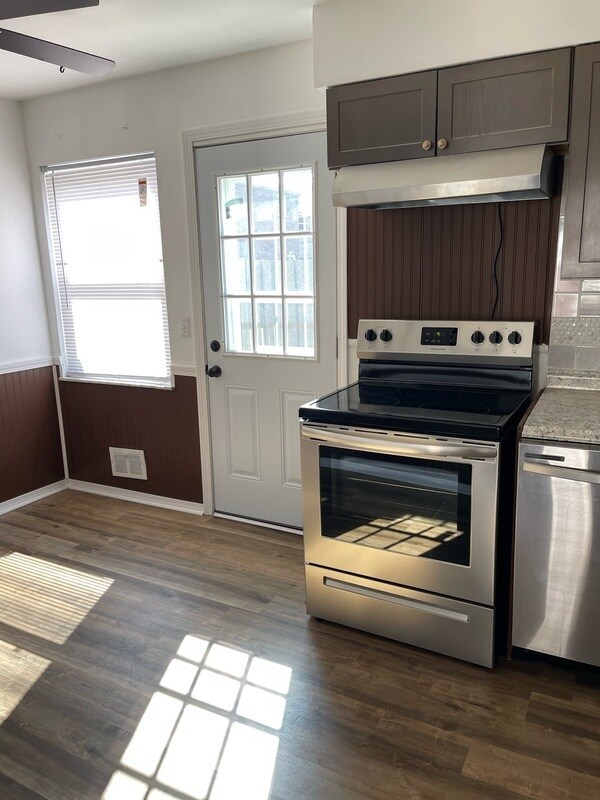 5742 Pine Tree N Unit A, Columbus, OH 43229 Condo for Rent in