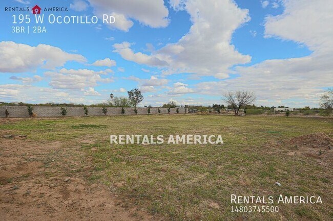 Foto del edificio - 3 ACRE Horse Property with 3bed 2 bath Hom...
