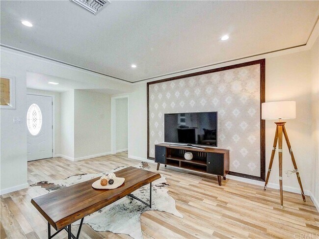 Foto del edificio - 15931 Tuba St