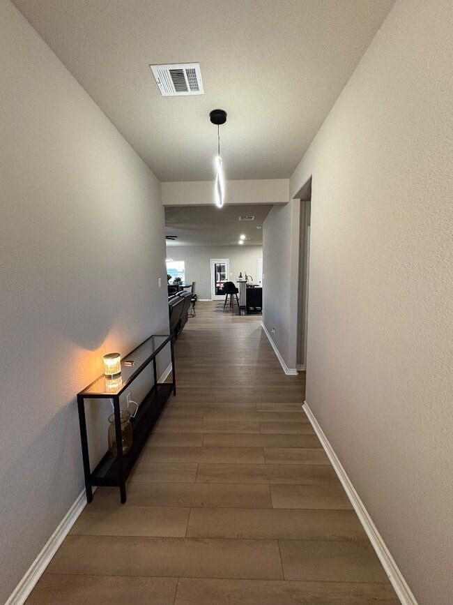 Building Photo - 6708 Oliver Loving Dr