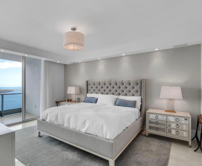 Foto del edificio - 1408 Brickell Bay Dr