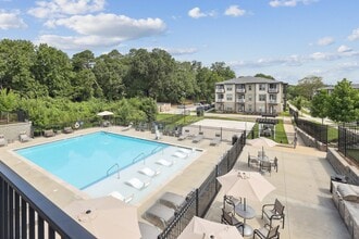 Building Photo - The Henry