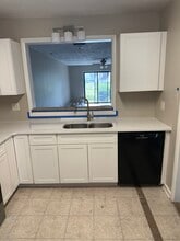 Building Photo - 133 Mallard Cove