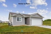 Primary Photo - Charming Hoover Ranch in Bondurant