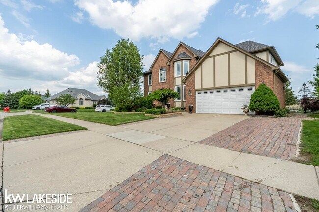 Building Photo - 47898 Lamplighter Trail