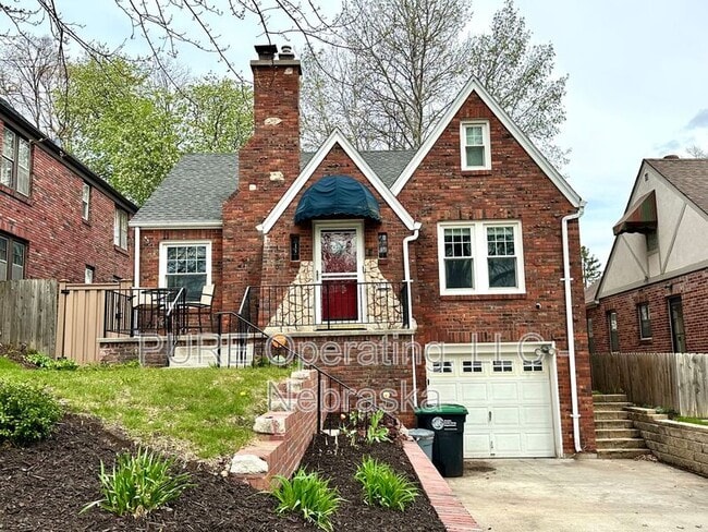 Photo - 5120 Franklin St House