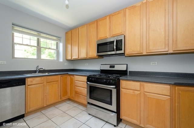 Building Photo - 2732 Hampton Pkwy