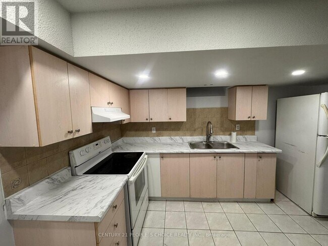 Building Photo - 3 Chapparal Dr