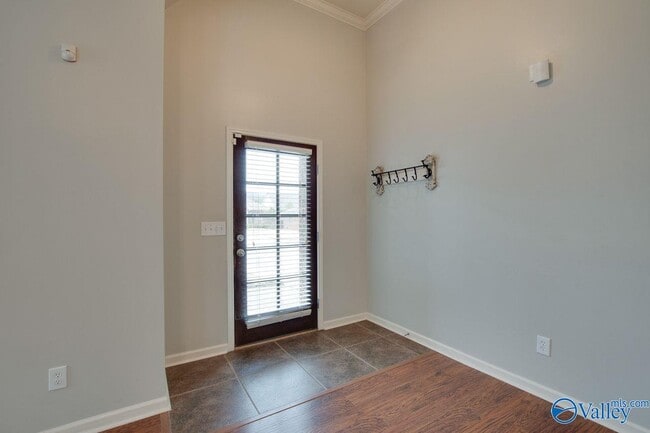Building Photo - 2915 Magnolia Park Drive Southeast