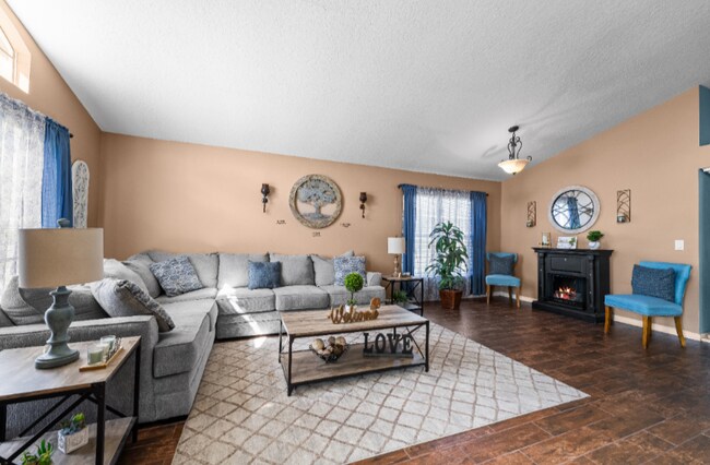 Foto del edificio - 3686 Ricky Ln