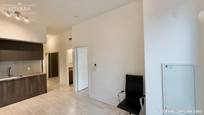 Building Photo - 2033 Kennedy Rd