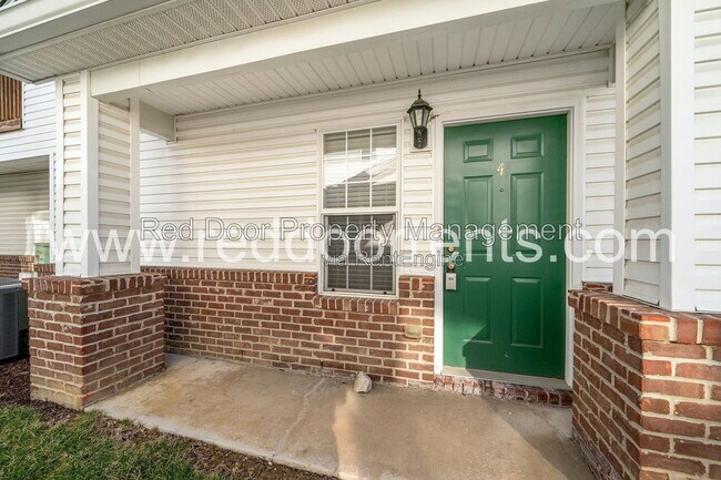 Foto del edificio - 4948 Potomac Square Pl