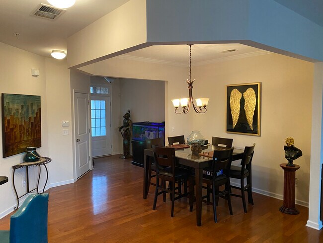 Building Photo - 1818 Caswell Pky