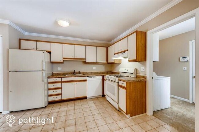 Building Photo - 327 Farmhill Circle, Wauconda, IL, 60084