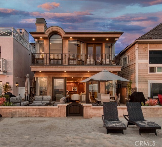Building Photo - 7004 W Oceanfront