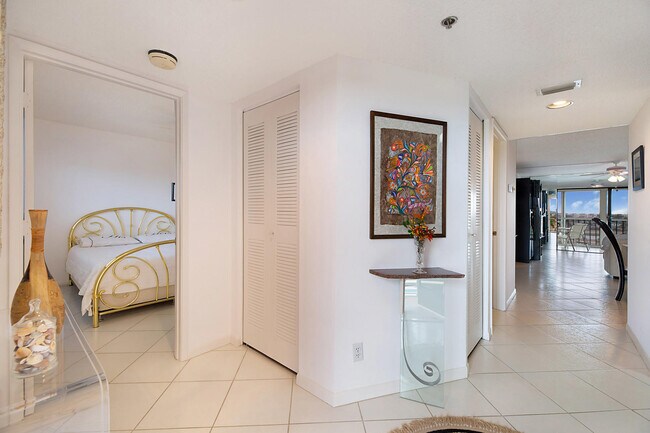 Building Photo - 7310  Ashford Place 803 Delray Beach Fl 33446
