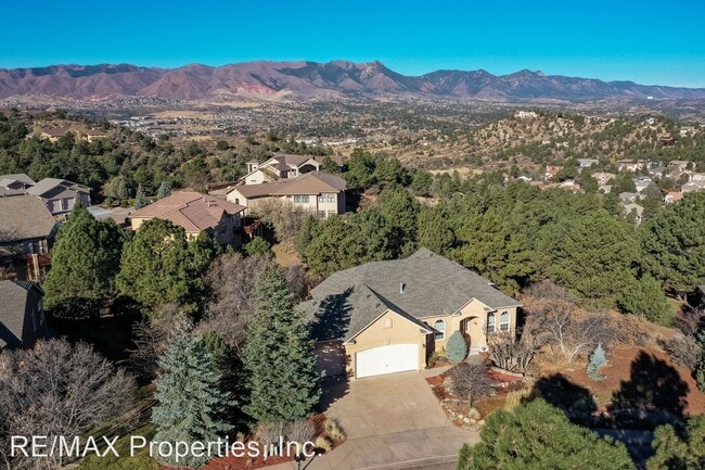 Building Photo - 4 br, 3 bath House - 1660 Colgate Dr.