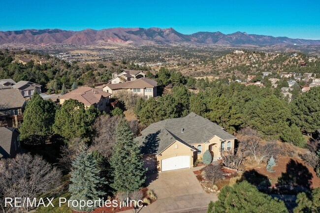 Foto del edificio - 4 br, 3 bath House - 1660 Colgate Dr.