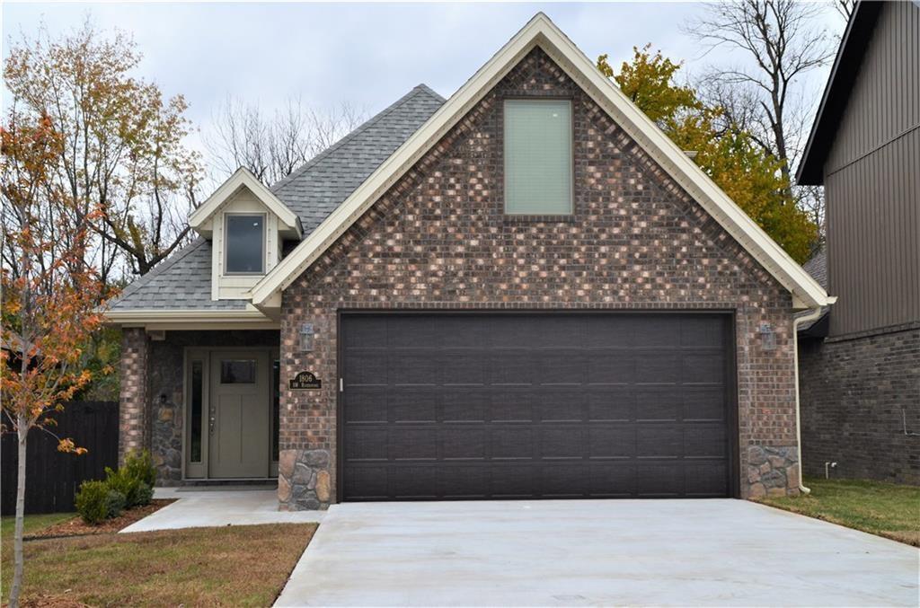 Foto principal - 1806 SW Riverstone Rd