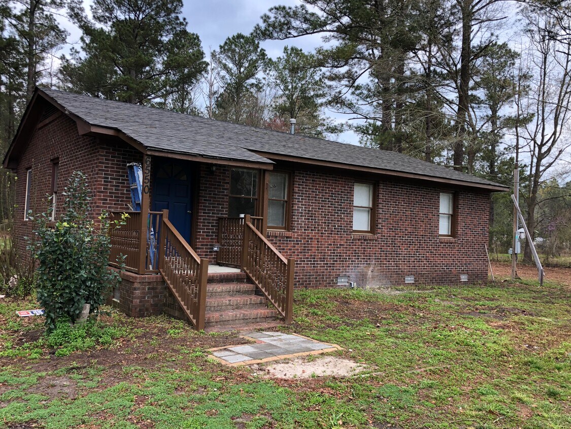 6550 NC53, Burgaw, NC 28425 House Rental in Burgaw, NC