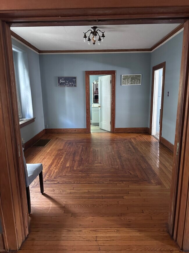 Foto del edificio - 1557 3rd St