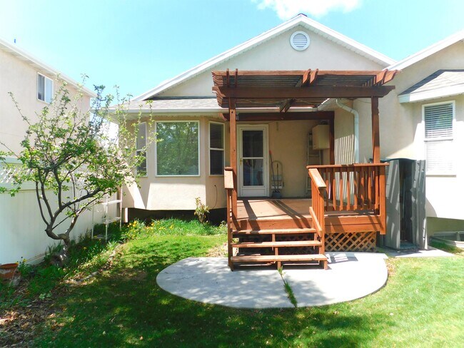 Foto del edificio - 679 E Villager Ln