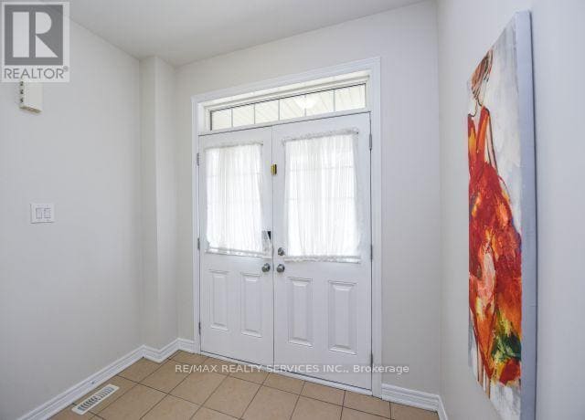 Building Photo - 107 Naperton Dr