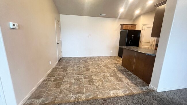 Building Photo - 1019 Village River Ln