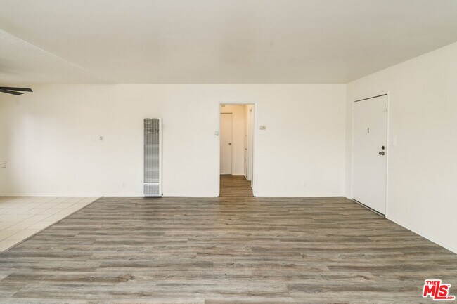Building Photo - 5119 Roseland St
