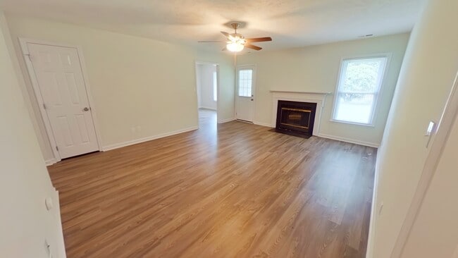 Building Photo - 6778 Buttermere Dr