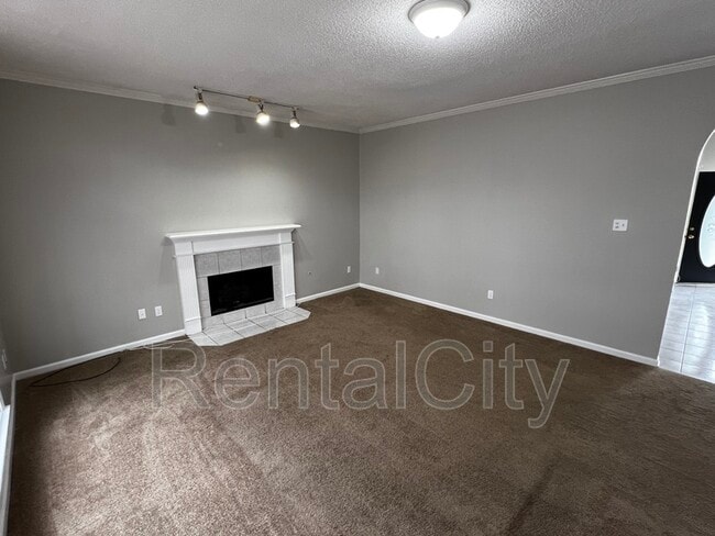 Building Photo - 8403 Trinity Rd