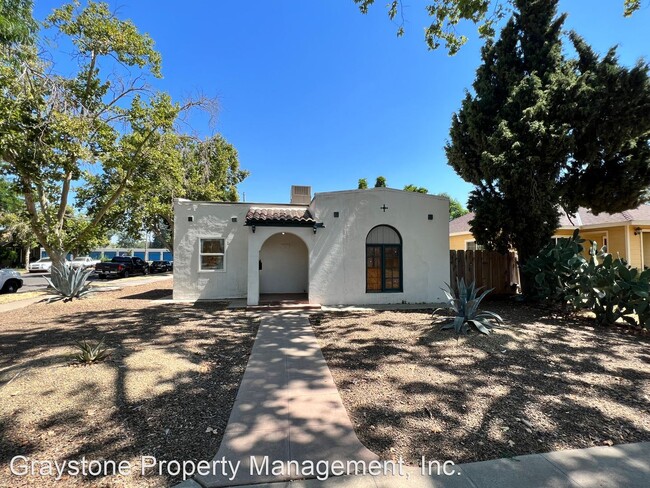 Building Photo - 2 br, 1 bath House - 161 W 23rd Street