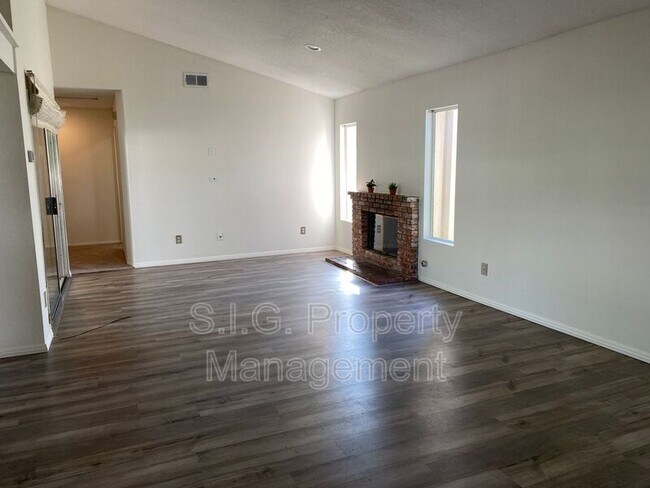 Building Photo - 11319 Terra Vista Way