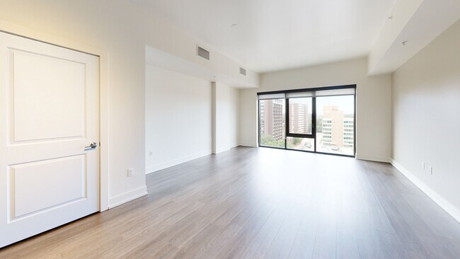 Interior Photo - Steele Creek