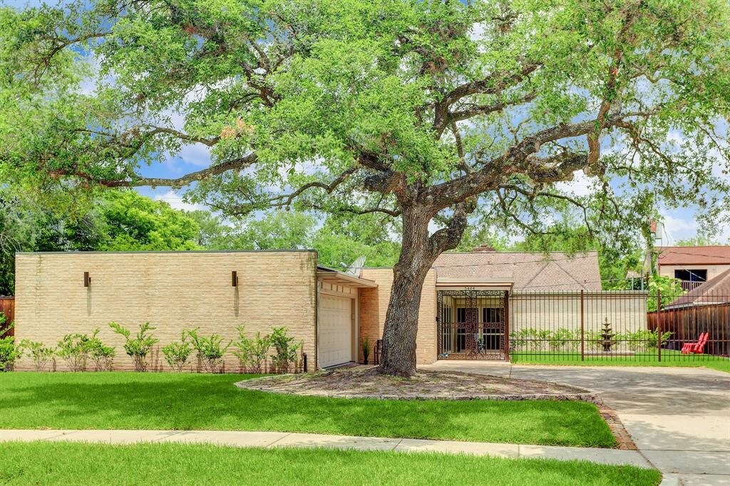 Foto principal - 5444 Rutherglenn Dr