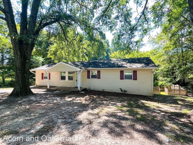 Building Photo - 4 br, 2 bath House - 1700 Old Hollow Road