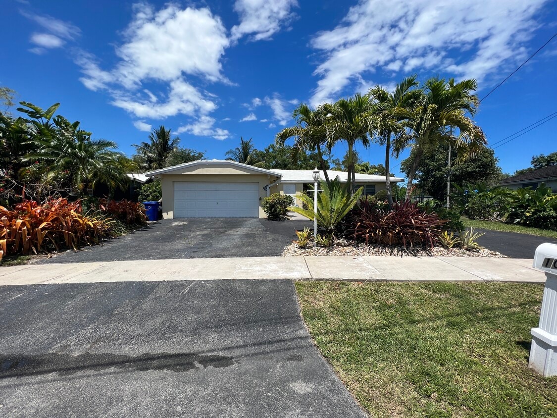 1011 NW 21st St, Fort Lauderdale, FL 33311 House Rental in Fort