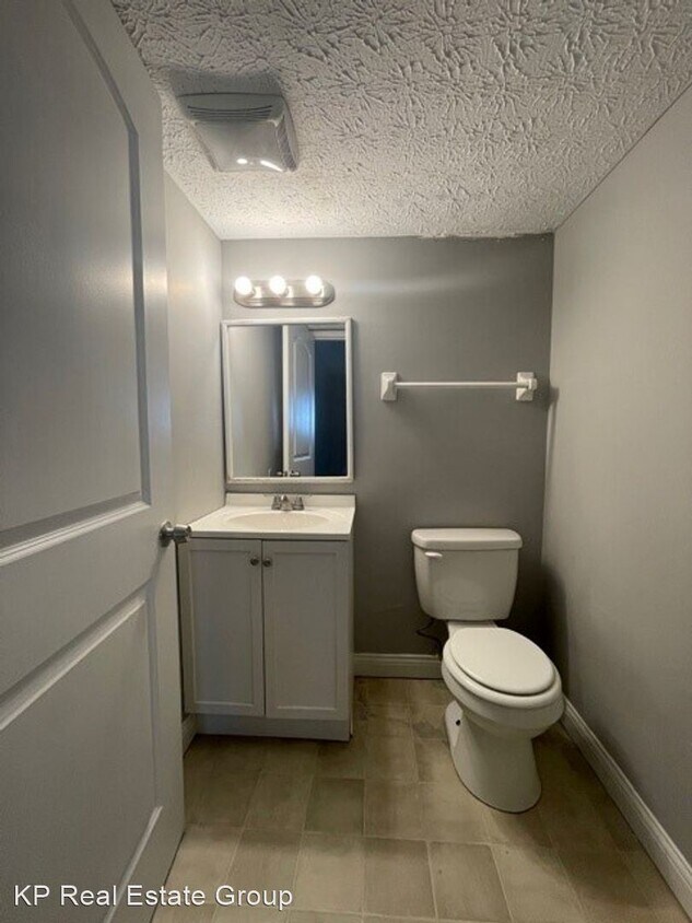 Foto principal - 3 br, 1 bath House - 868 Obetz Rd