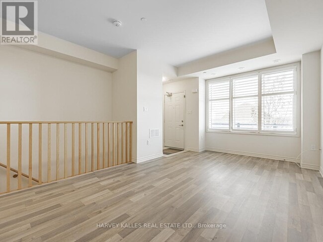 Photo du bâtiment - 2255 McNab Ln
