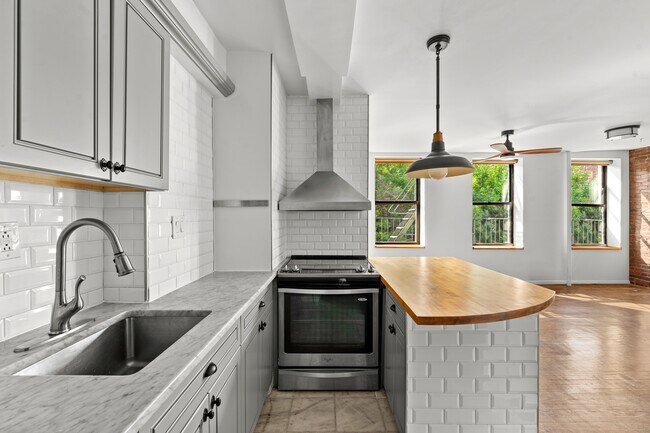 Foto del edificio - 170 Norfolk St